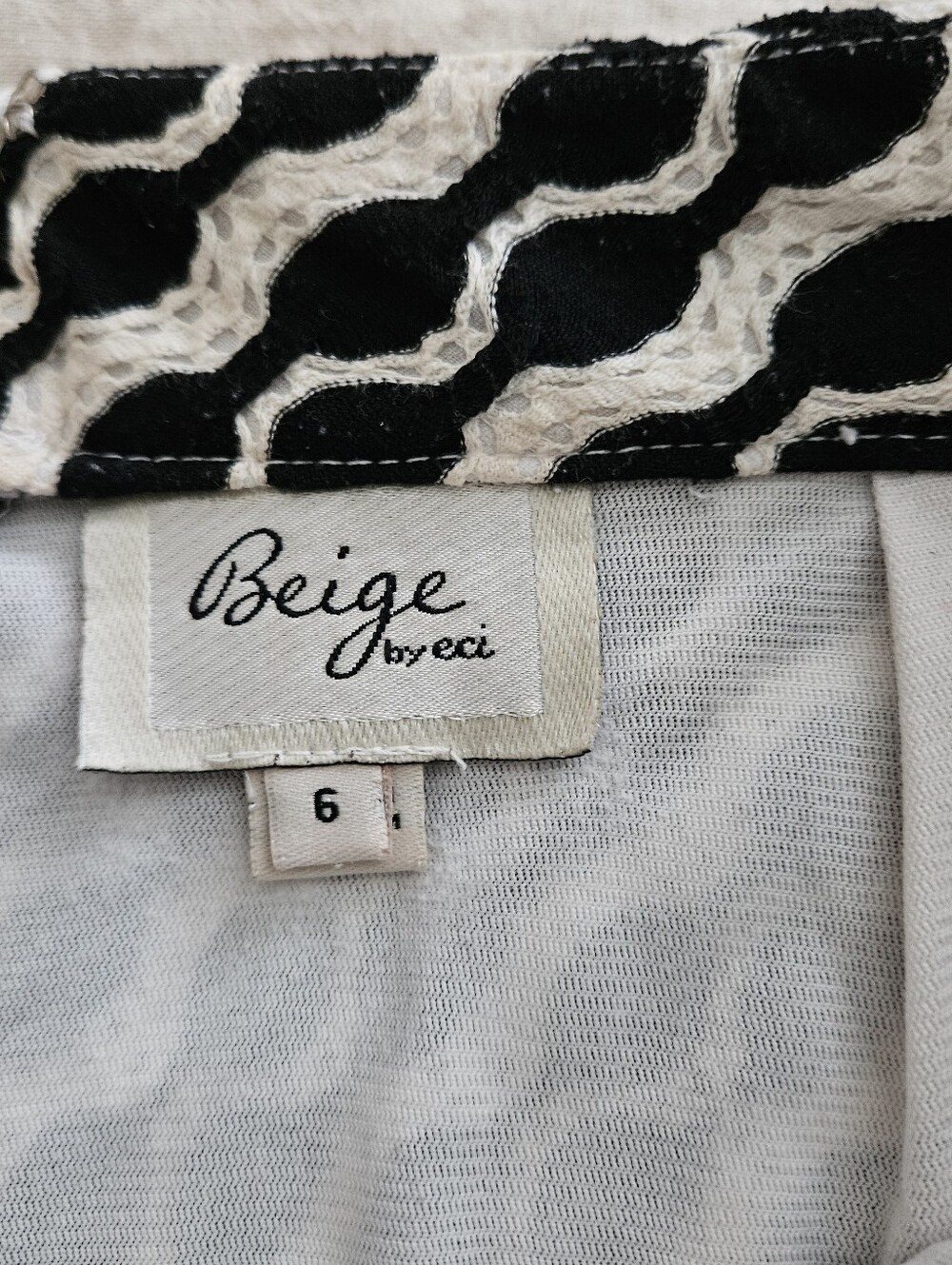 Black & White Chevron A-Line Skirt - Picture 7 of 8